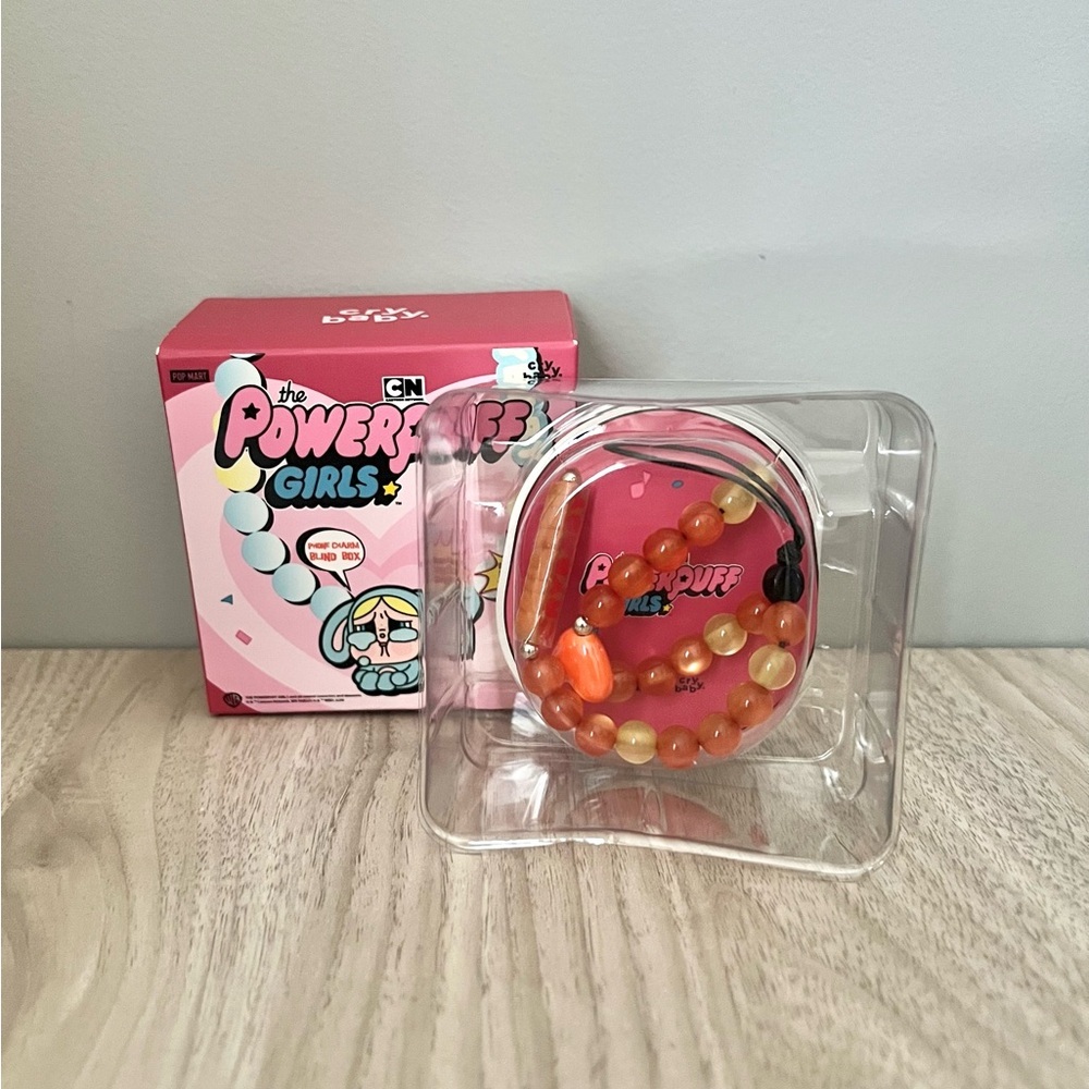 *UNAVAILABLE*Pop Mart Crybaby x Powerpuff Girls Phone Charm - Flower Flower - Picture 1 of 6